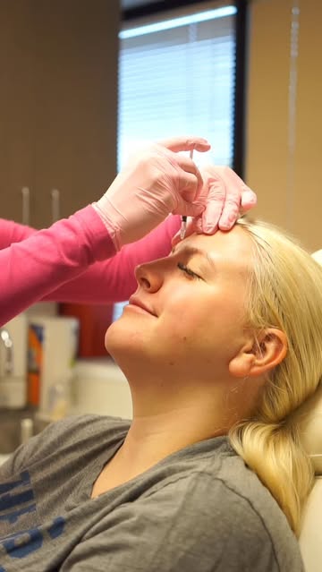 ✨ Tox Aftercare 101: The Do’s & Don’ts ✨ A little post-appointment care goes ...